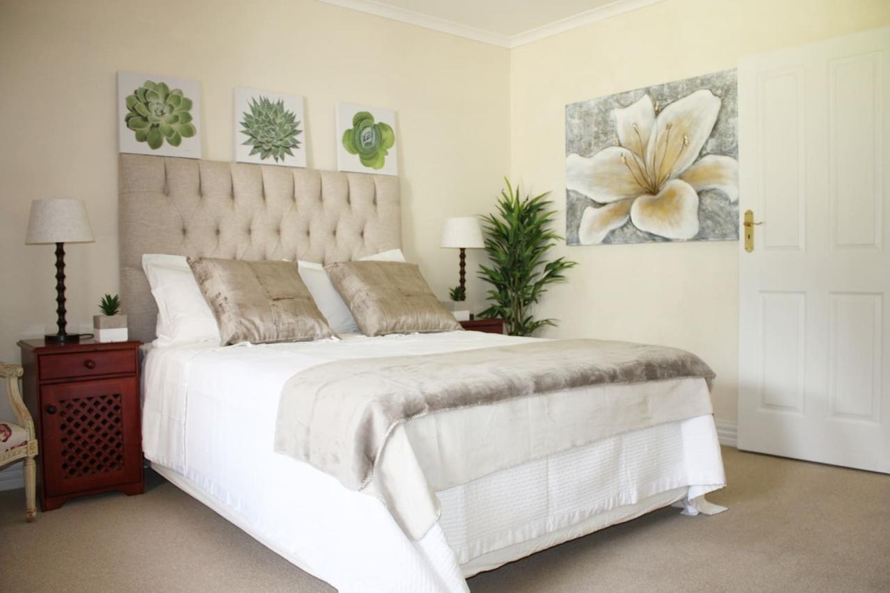 Bed and Breakfast Camelot In Constantia Kapstadt Exterior foto